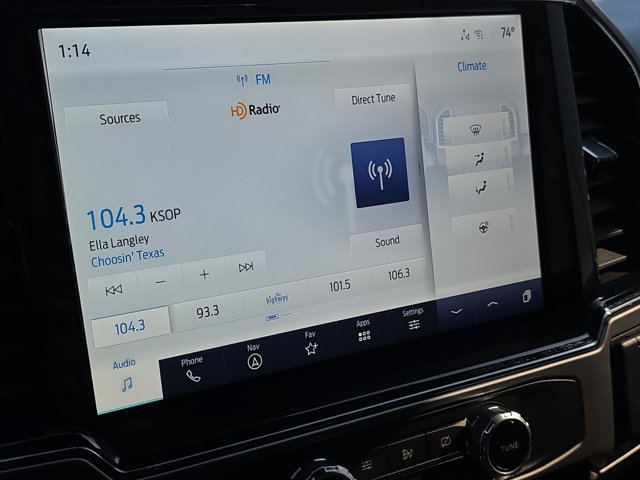 Certified 2022 Ford F450 Platinum w/ FX4 Off-Road Package image 20