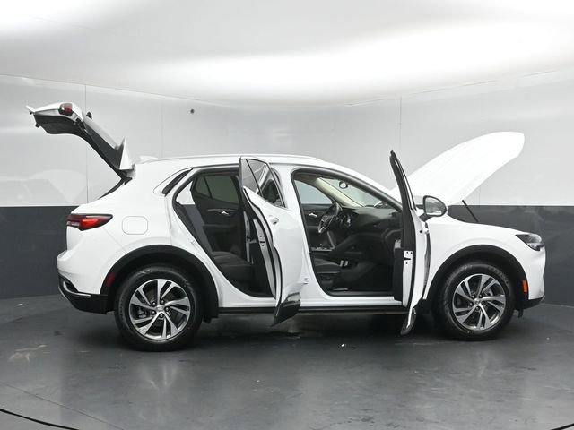 Used 2023 Buick Envision Essence AWD/4WD image 60