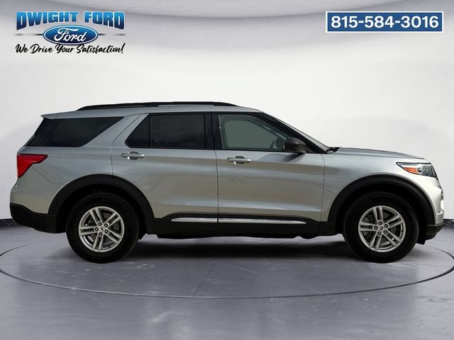 Certified 2022 Ford Explorer XLT w/ Equipment Group 202A AWD/4WD image 6