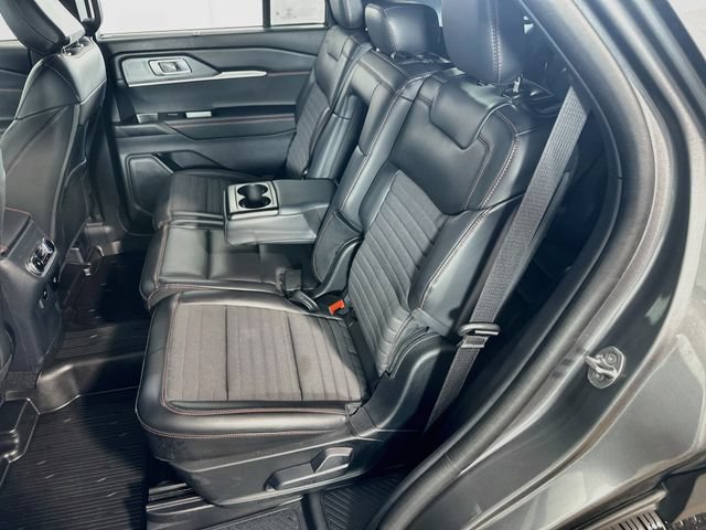 Certified 2025 Ford Explorer ST-Line w/ Premium Package AWD/4WD image 19