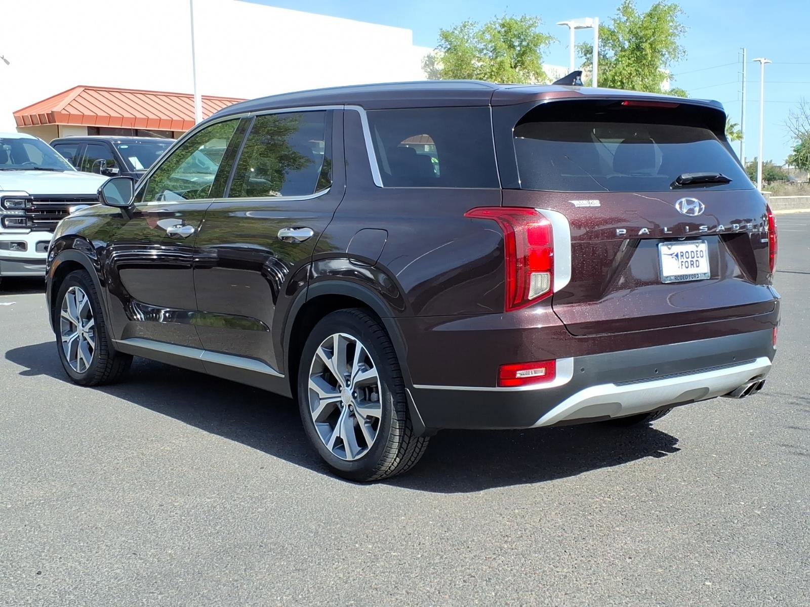 Used 2022 Hyundai Palisade SEL w/ Premium Package AWD/4WD image 5