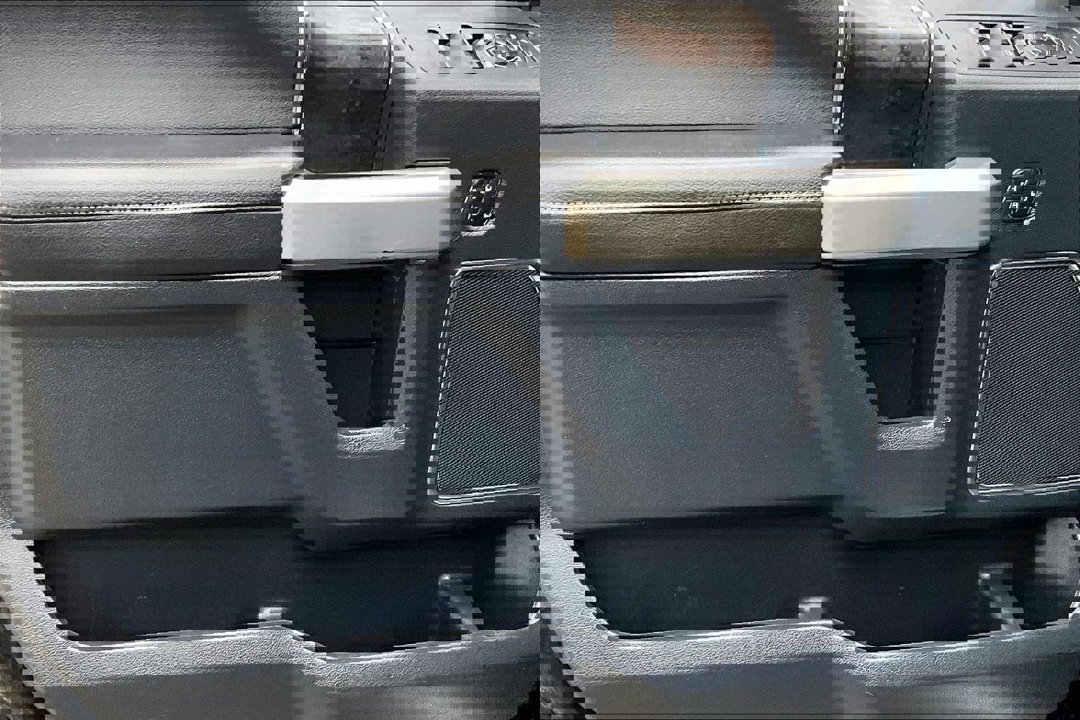 Certified 2022 Ford F350 Lariat w/ Lariat Ultimate Package image 18