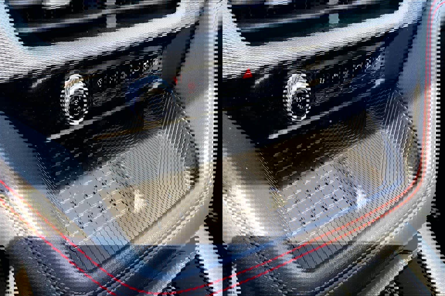 Certified 2025 Ford Explorer ST image 31