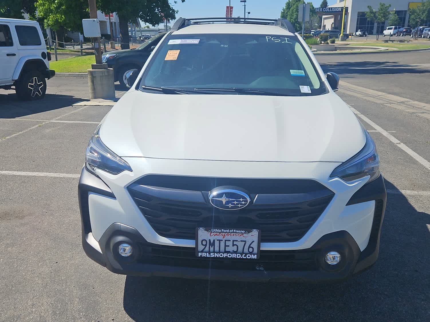 Used 2024 Subaru Outback Premium AWD/4WD image 4