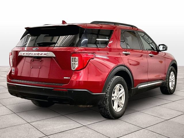 Certified 2020 Ford Explorer XLT w/ Comfort Package AWD/4WD image 11