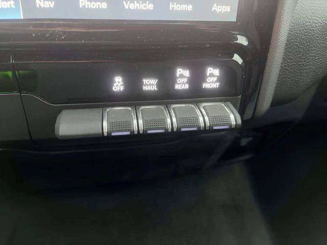 Used 2023 RAM 1500 Big Horn AWD/4WD image 33