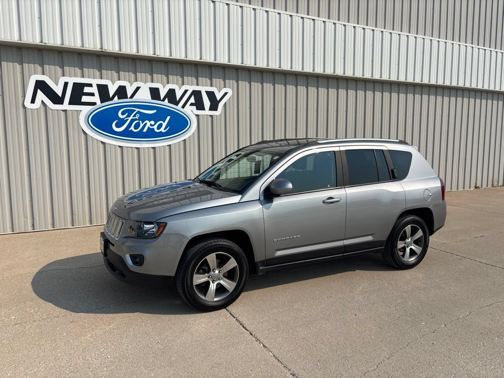 Used 2017 Jeep Compass High Altitude AWD/4WD video 1