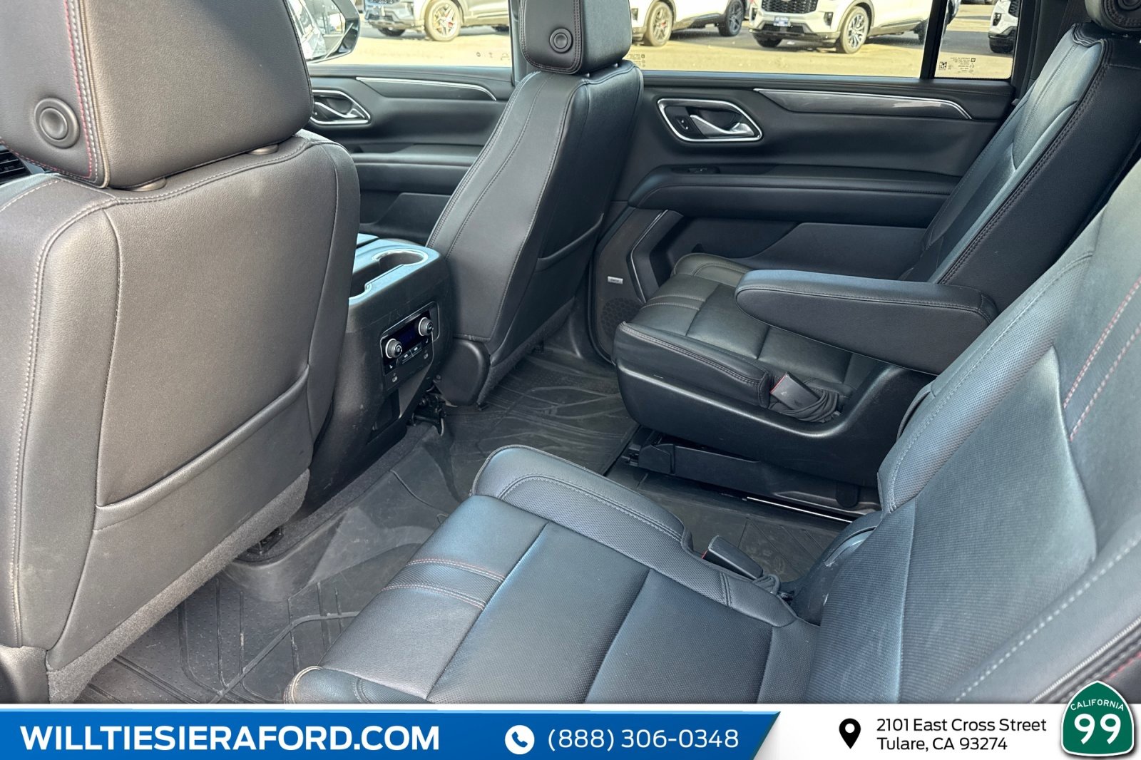 Used 2023 Chevrolet Suburban RST w/ Luxury Package image 8