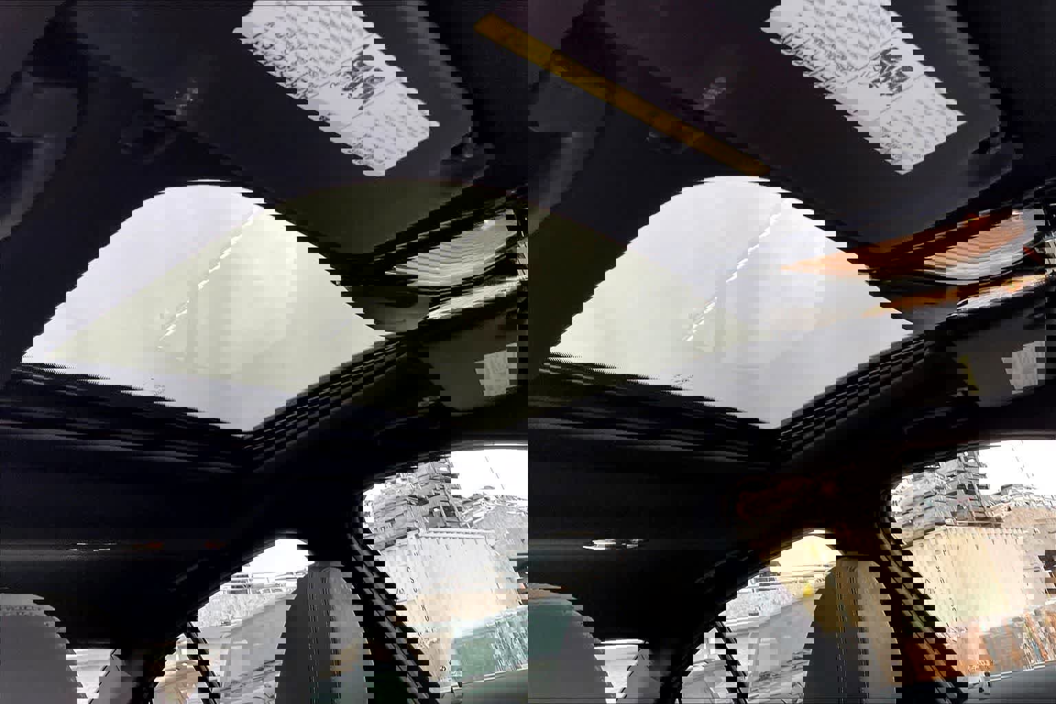 Used 2025 BMW 330i Sedan image 30