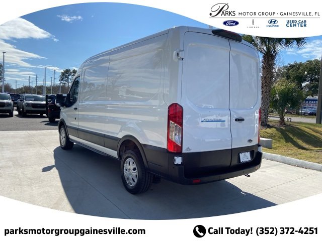 Certified 2022 Ford E-Transit Base image 6