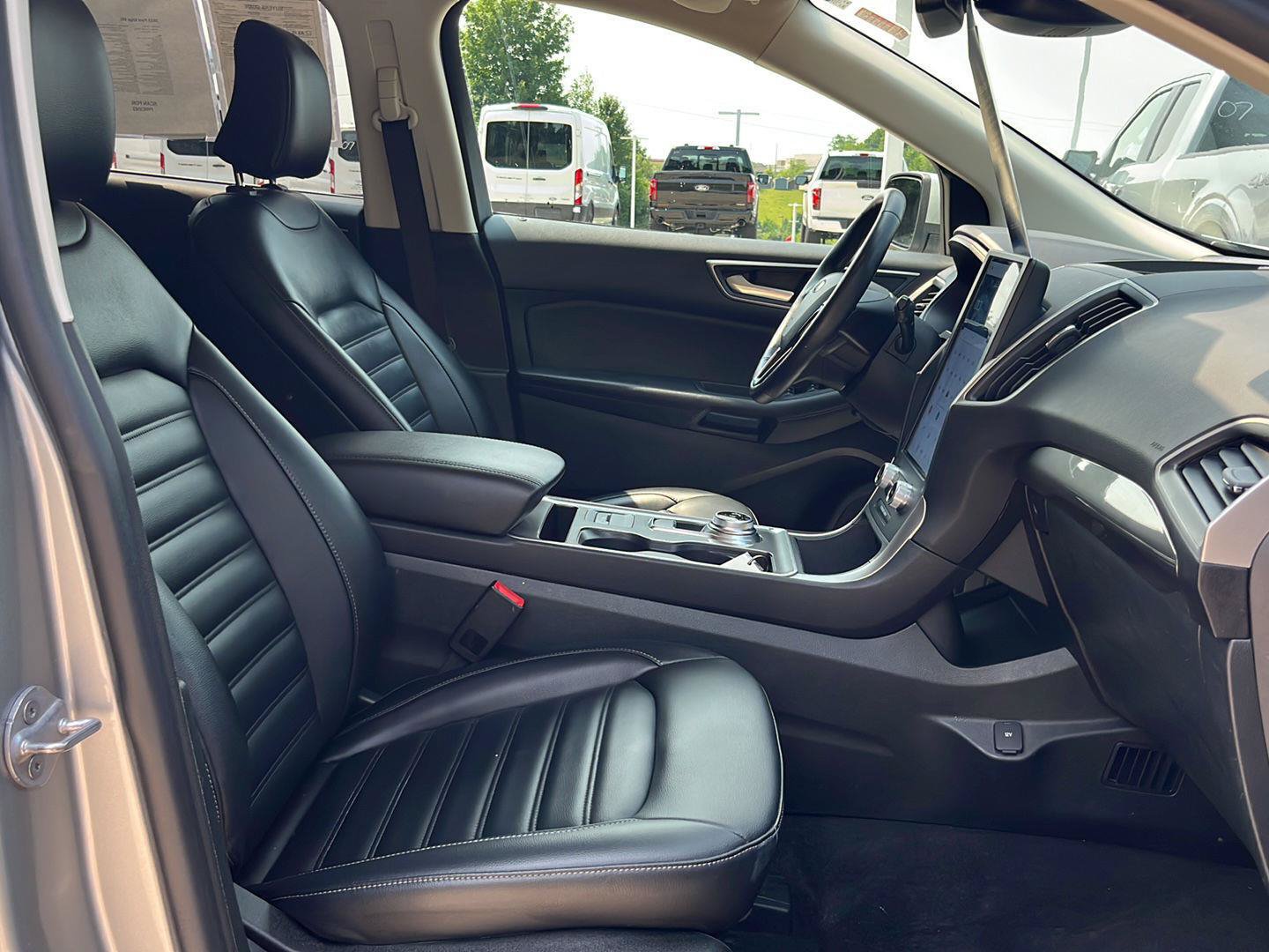 Certified 2023 Ford Edge SEL AWD/4WD image 30