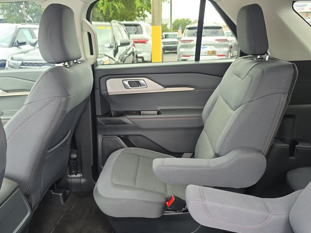 Certified 2026 Ford Explorer Active RWD image 12