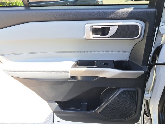 Certified 2023 Ford Explorer XLT w/ Equipment Group 202A image 14