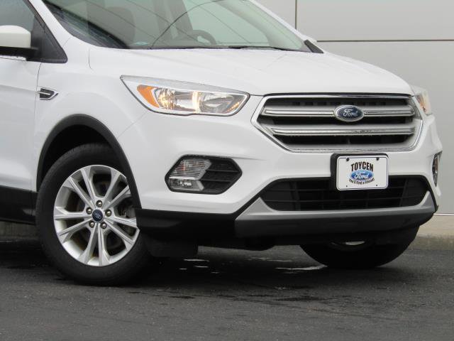 Certified 2018 Ford Escape SE image 4