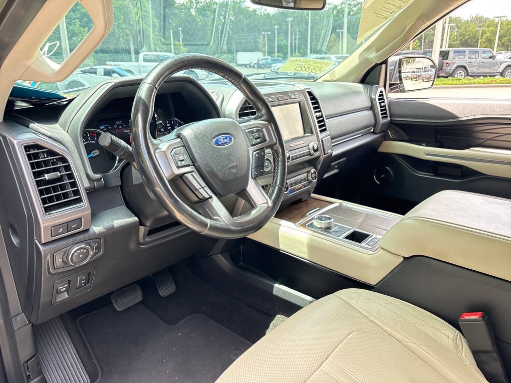 Certified 2019 Ford Expedition Platinum RWD image 6