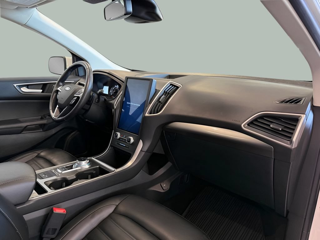 Certified 2023 Ford Edge SEL w/ Convenience Package AWD/4WD image 32