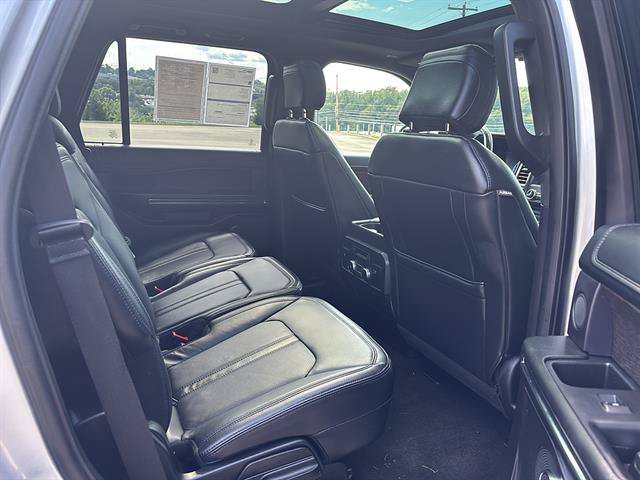 Certified 2018 Ford Expedition Limited w/ Equipment Group 302A AWD/4WD image 19