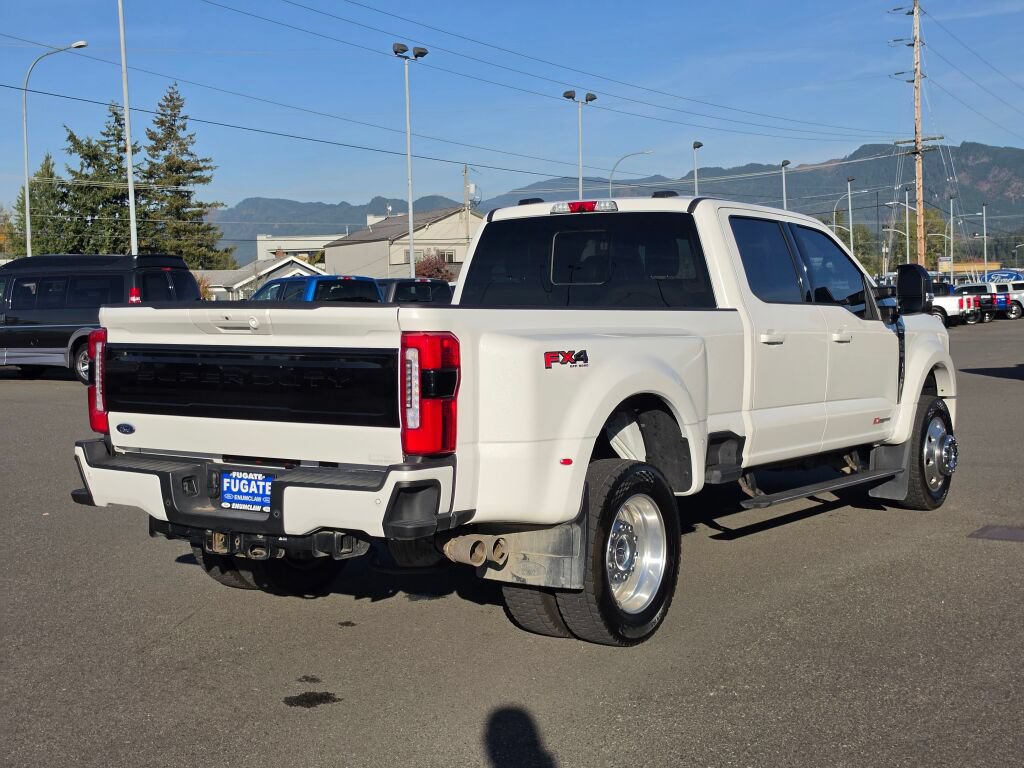 Certified 2025 Ford F450 Platinum w/ FX4 Off-Road Package AWD/4WD image 6