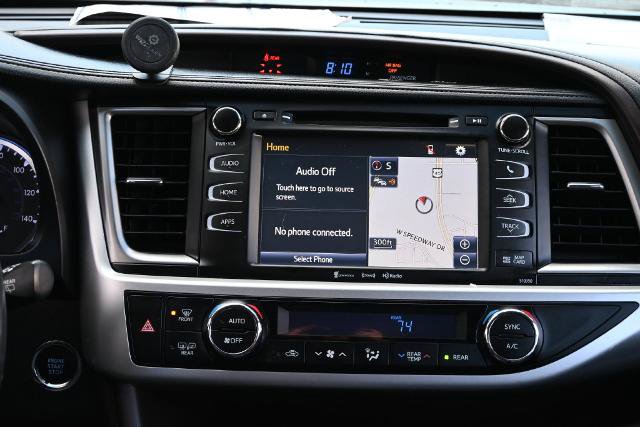 Used 2019 Toyota Highlander XLE AWD/4WD image 29