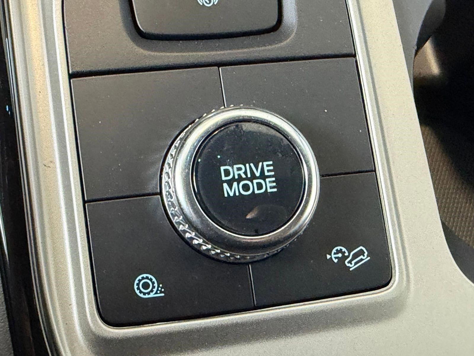 Certified 2023 Ford Explorer ST-Line AWD/4WD image 29