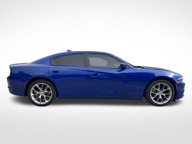 Used 2022 Dodge Charger SXT w/ Plus Group RWD image 4