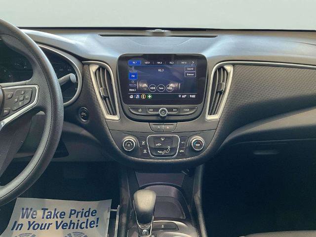 Used 2022 Chevrolet Malibu LS image 26