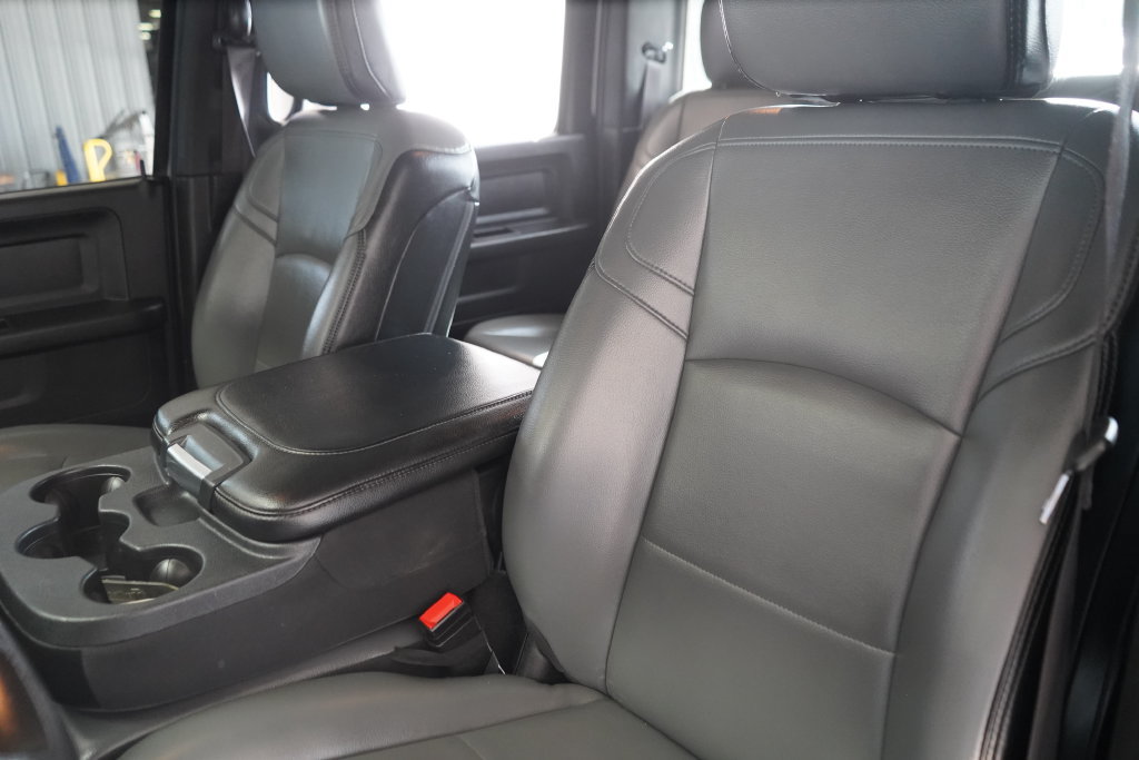 Used 2022 RAM 3500 Tradesman w/ Chrome Appearance Group AWD/4WD image 20