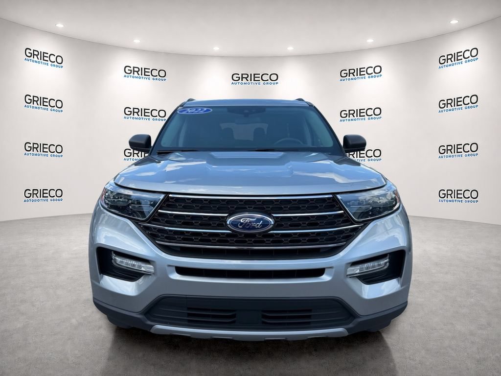 Certified 2023 Ford Explorer XLT w/ Equipment Group 202A RWD image 2