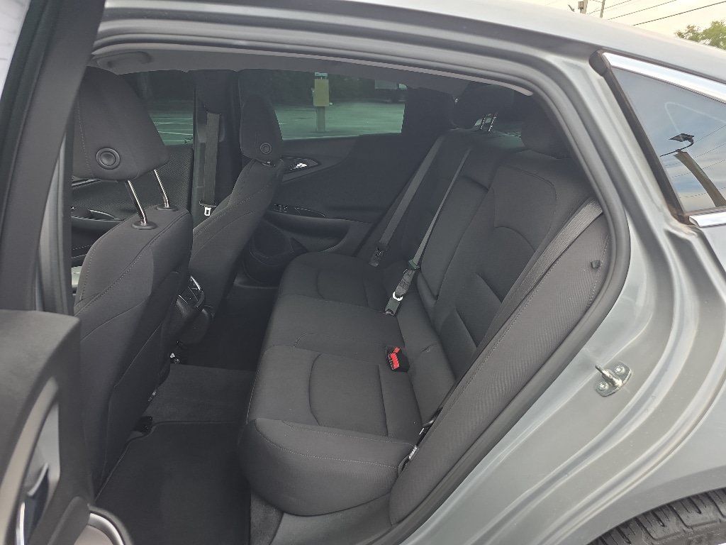 Used 2023 Chevrolet Malibu LT FWD image 12