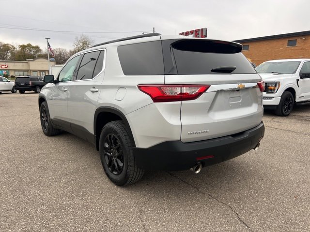 Used 2021 Chevrolet Traverse LT image 4