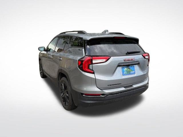 Used 2023 GMC Terrain SLT w/ Tech Package FWD image 6