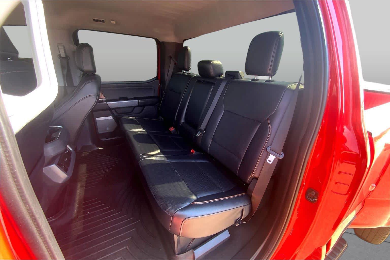 Certified 2025 Ford F350 Lariat w/ Chrome Package AWD/4WD image 21