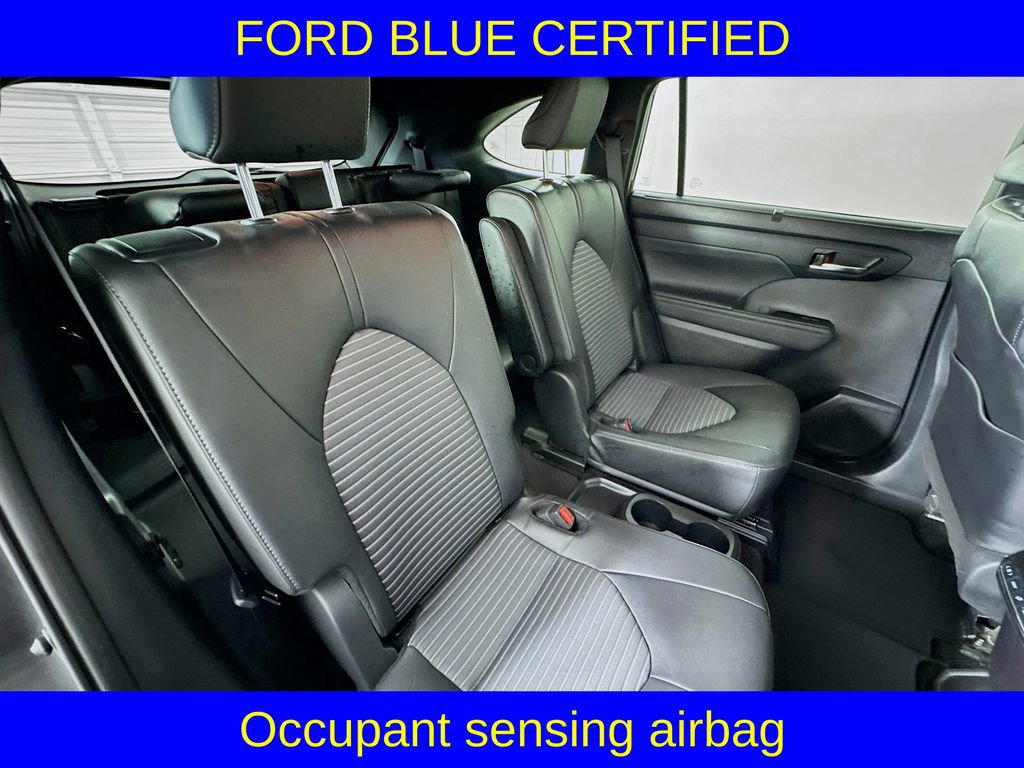 Used 2024 Toyota Highlander Limited image 28