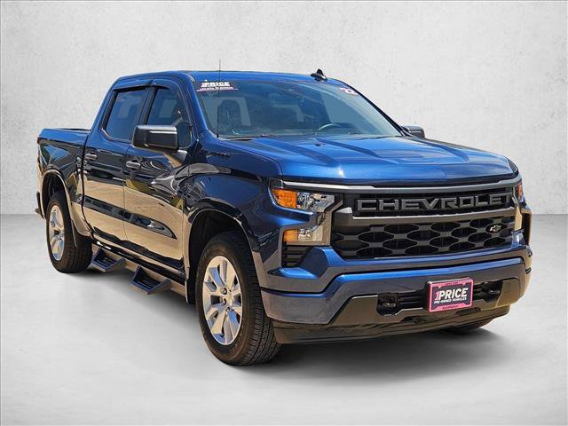 Used 2022 Chevrolet Silverado 1500 Custom w/ LPO, Dark Essentials Package RWD image 3