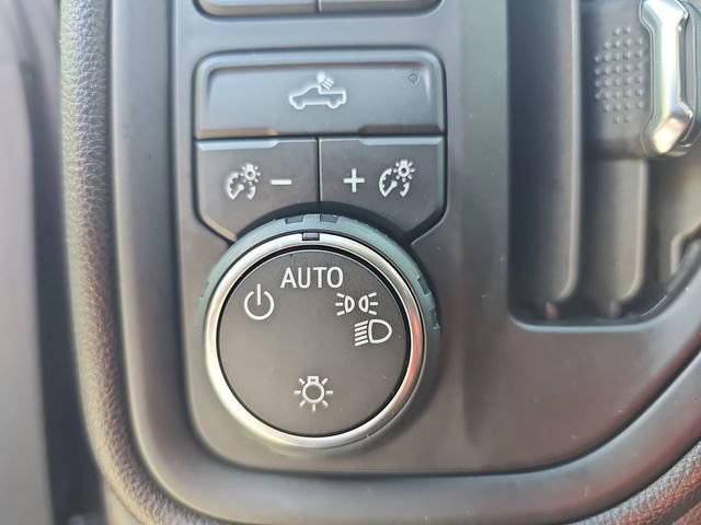 Used 2022 Chevrolet Silverado 1500 Custom image 24