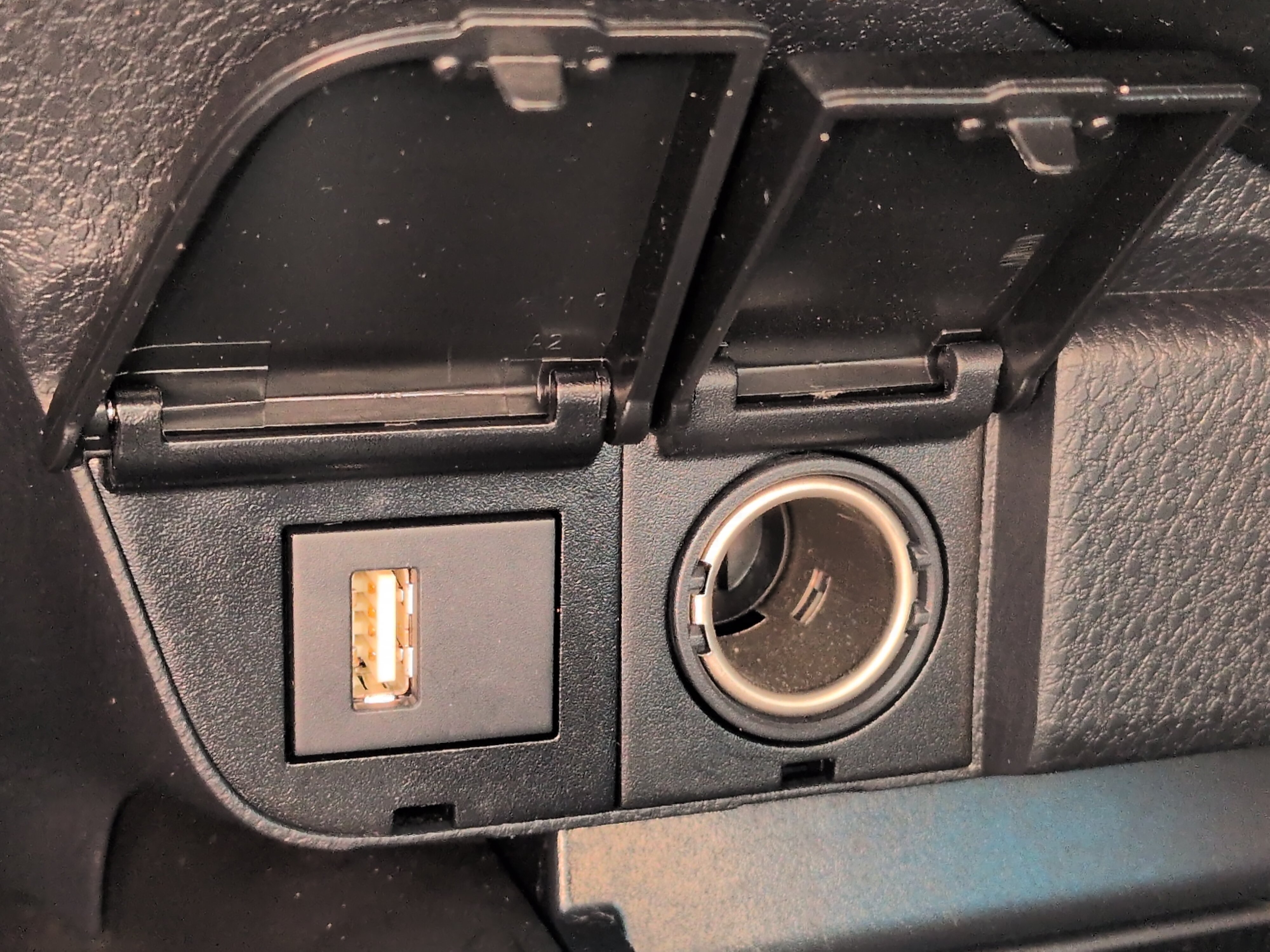 Used 2023 Toyota Camry SE FWD image 18