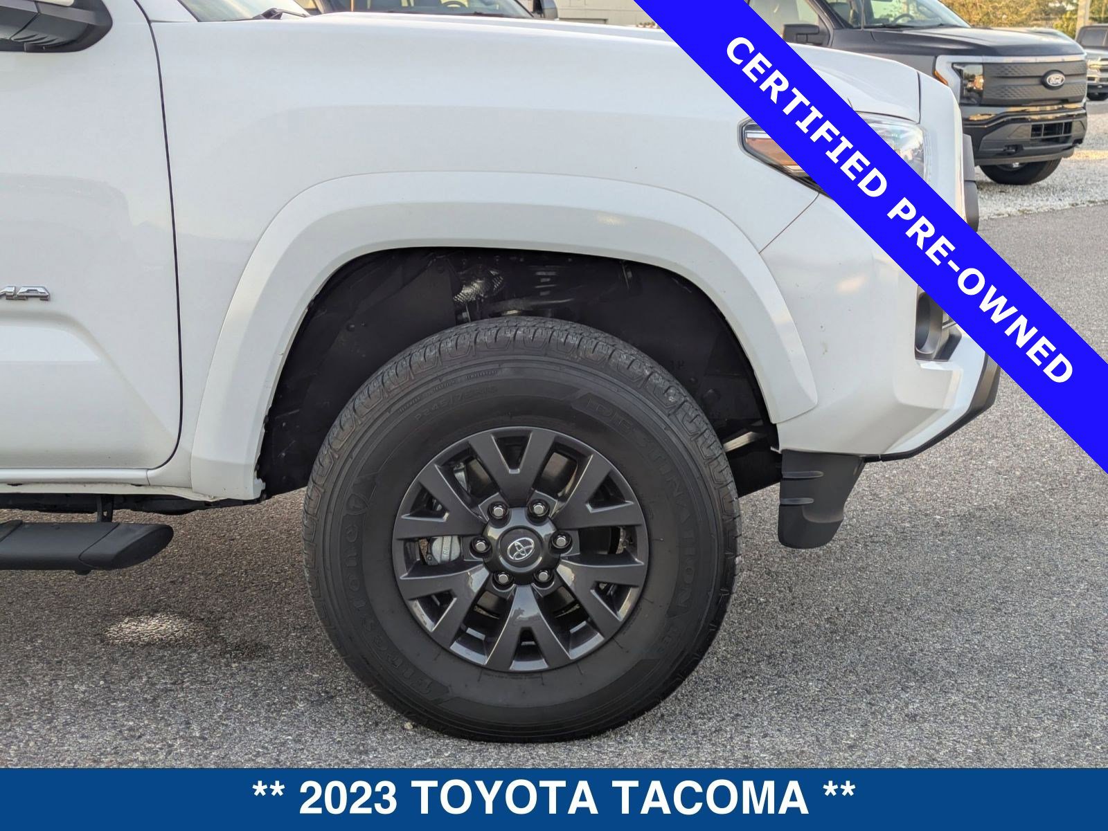Used 2023 Toyota Tacoma SR5 image 11