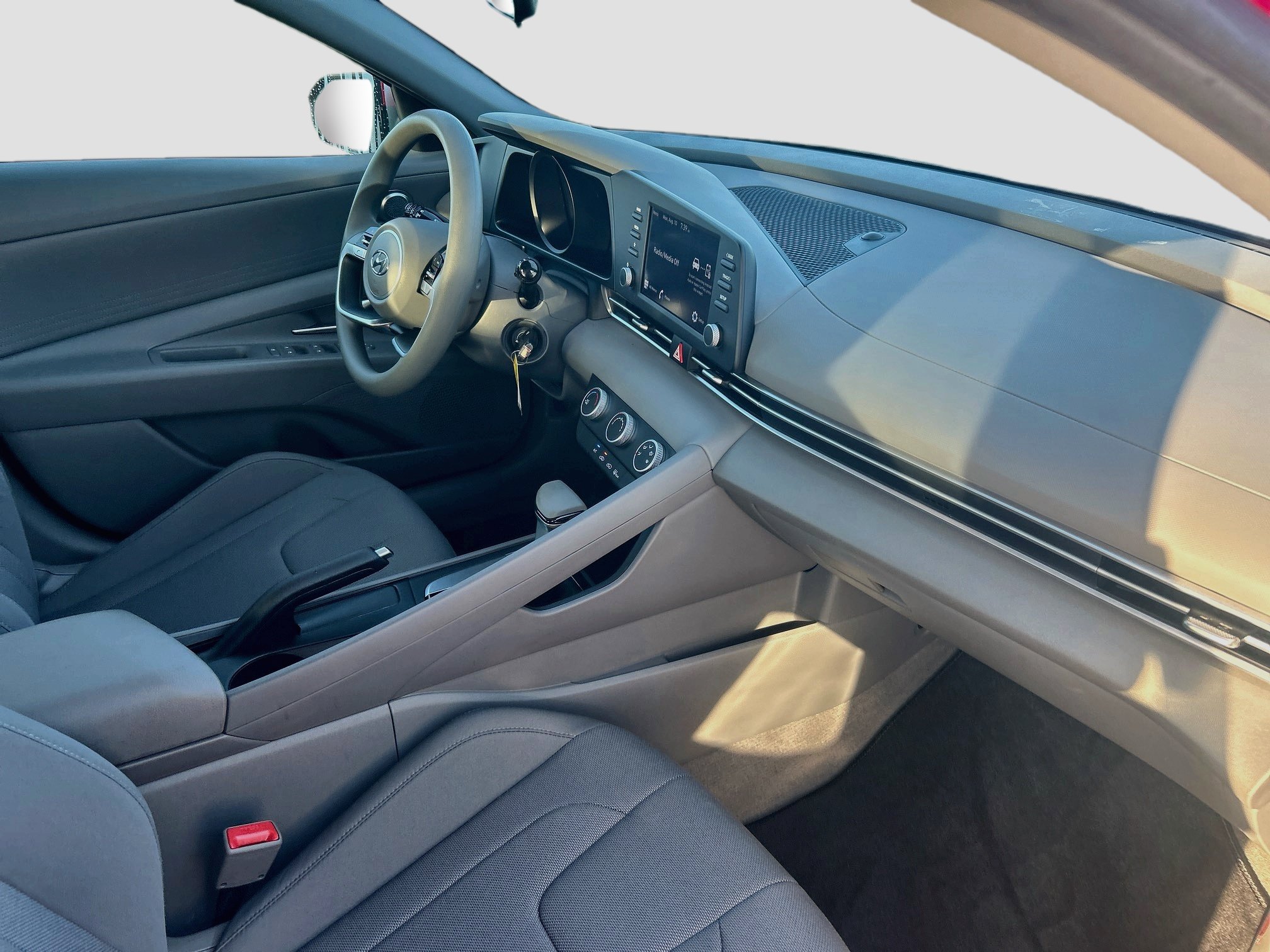 Used 2023 Hyundai Elantra SE FWD image 27