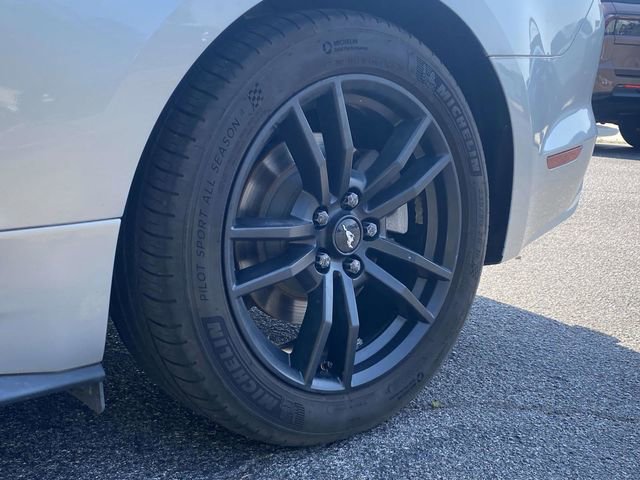 Certified 2017 Ford Mustang Coupe RWD image 11