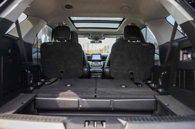 Certified 2023 Ford Explorer XLT w/ Equipment Group 202A image 17