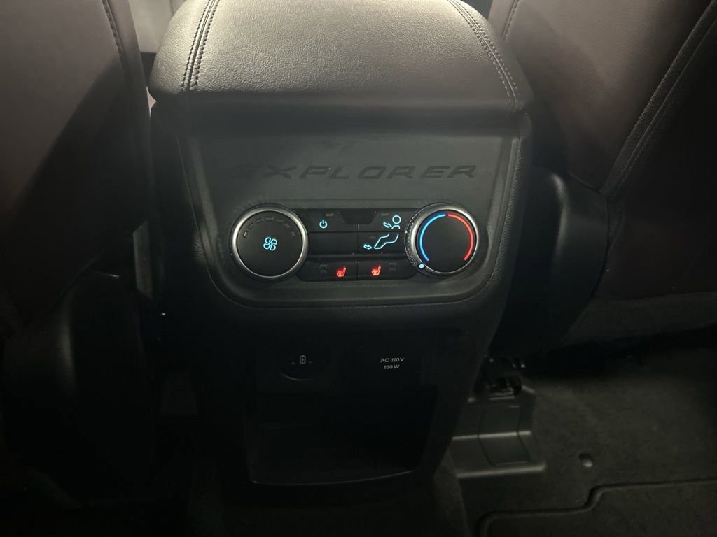 Certified 2025 Ford Explorer Platinum image 14