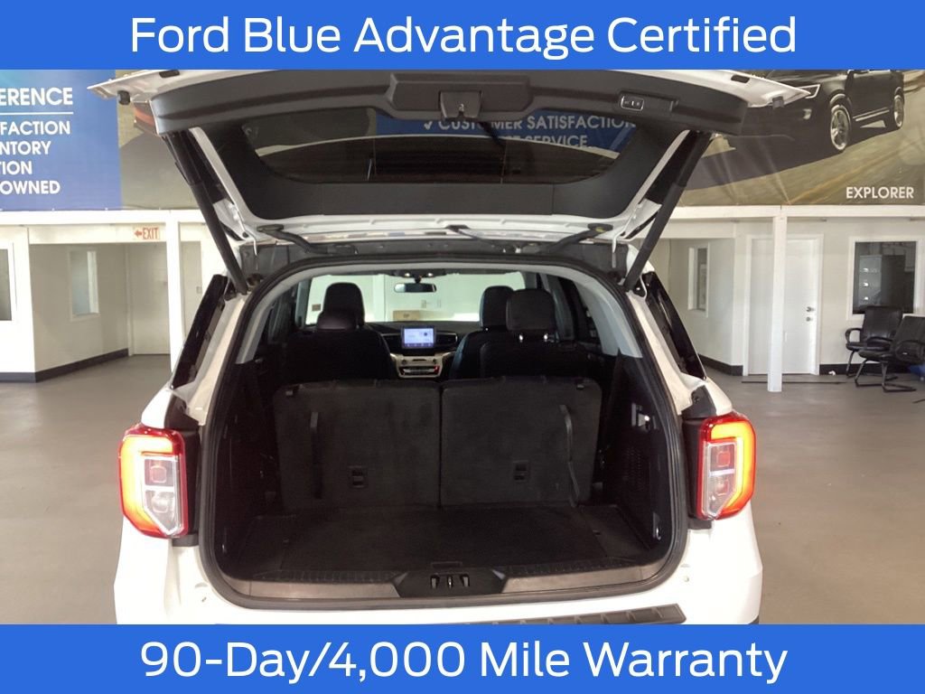 Certified 2023 Ford Explorer XLT w/ Equipment Group 202A image 6