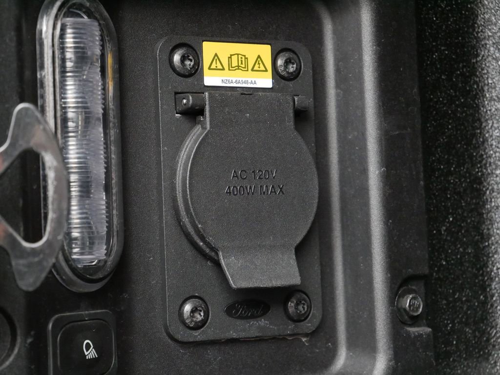 Certified 2023 Ford Maverick Lariat w/ Lariat Luxury Package image 11