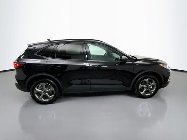 Certified 2025 Ford Escape ST-Line AWD/4WD image 8