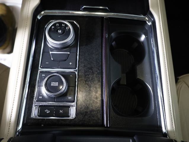 Certified 2024 Ford Expedition Platinum AWD/4WD image 24
