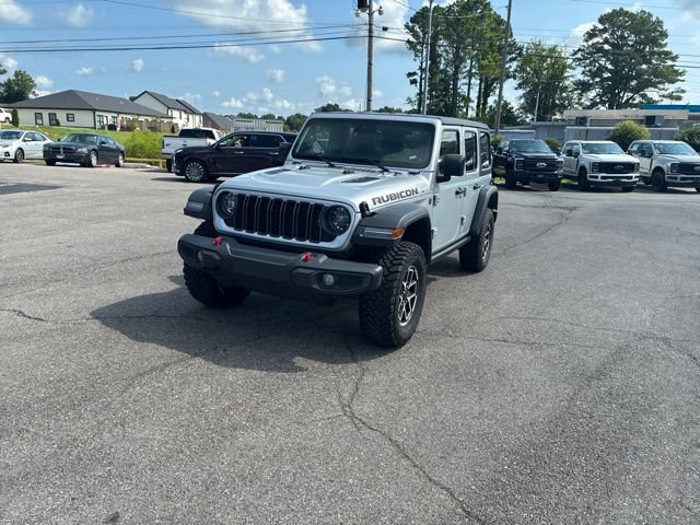 Used 2024 Jeep Wrangler Unlimited Rubicon AWD/4WD image 9
