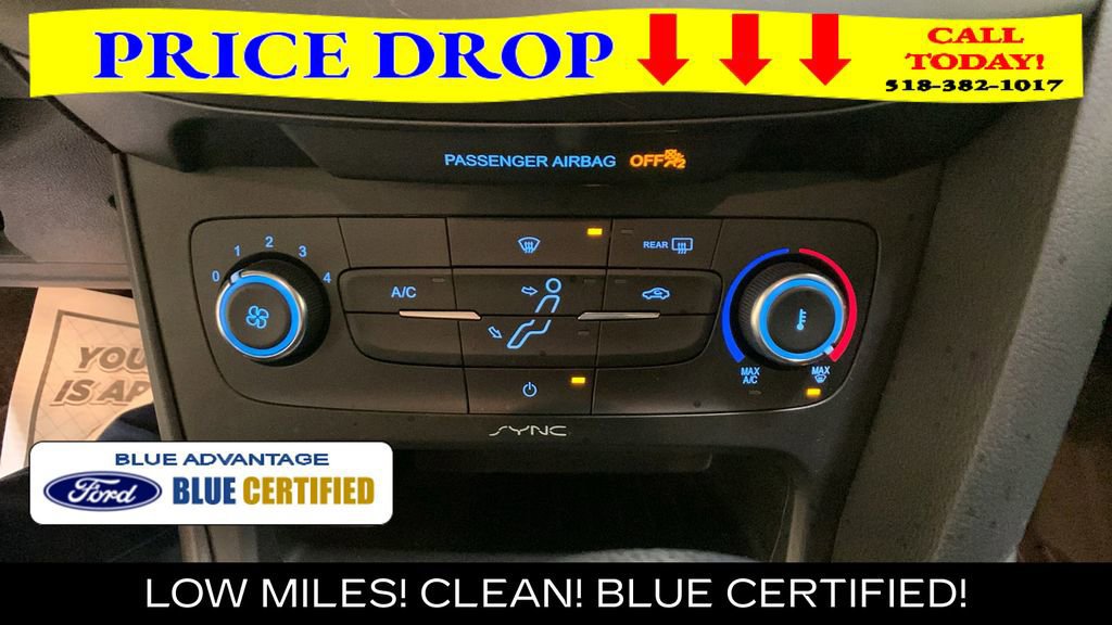 Certified 2017 Ford Focus SE FWD image 37