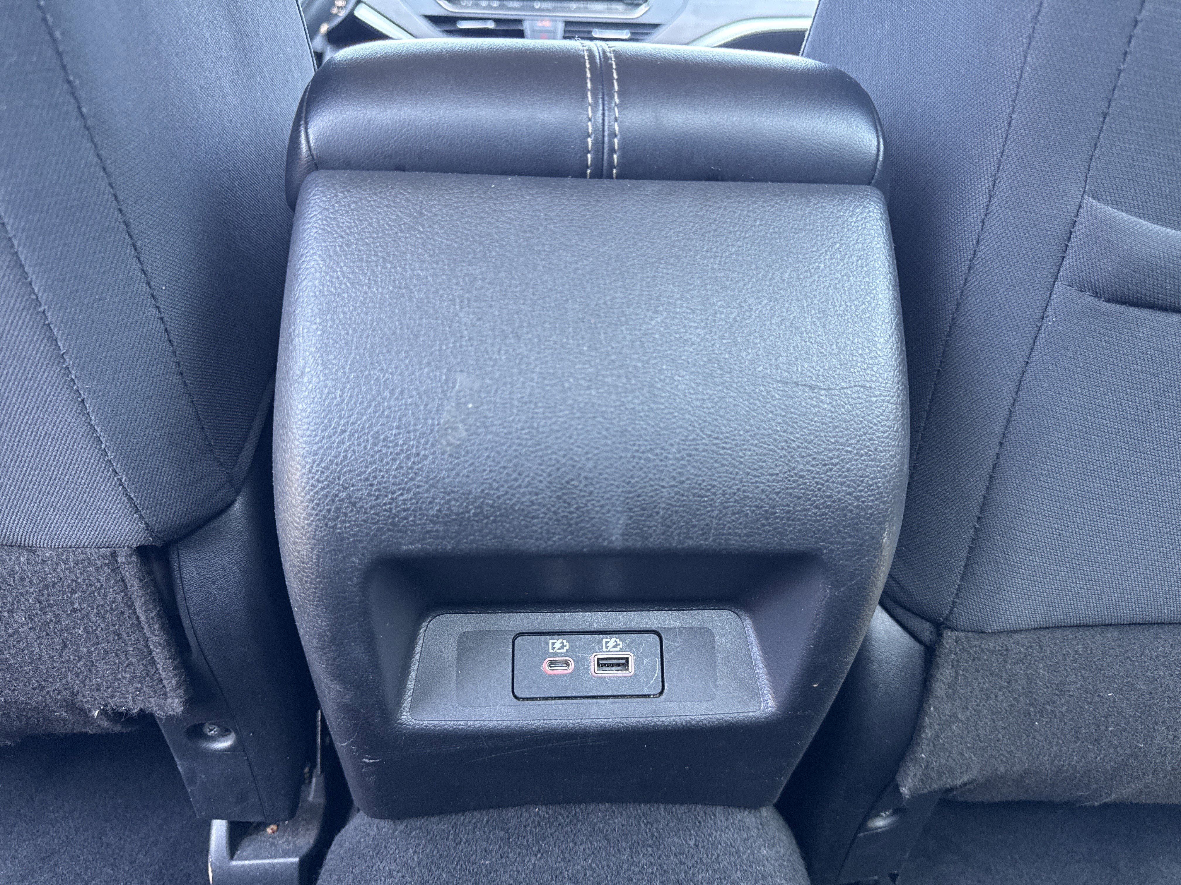 Used 2024 Nissan Altima 2.5 SV FWD image 24