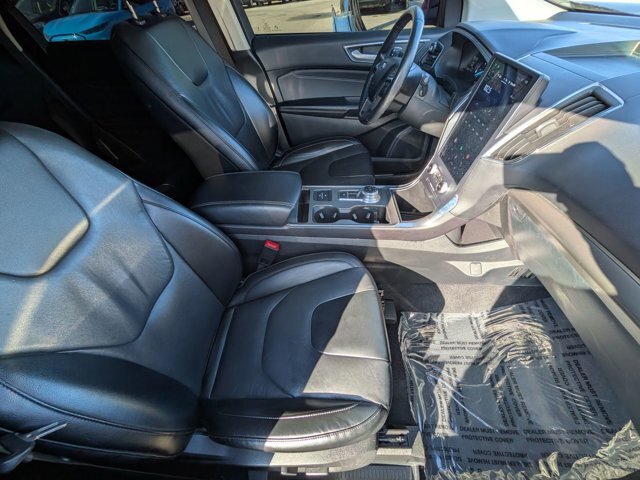 Certified 2022 Ford Edge Titanium AWD/4WD image 26