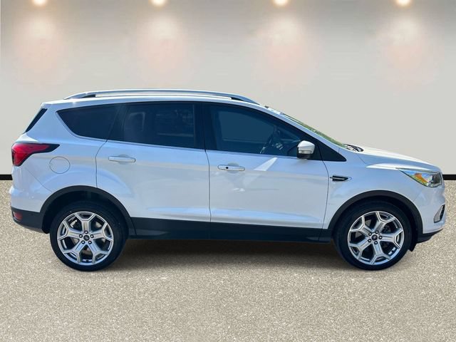Certified 2019 Ford Escape Titanium AWD/4WD image 4